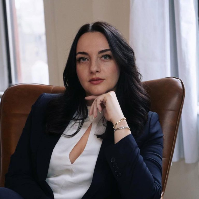 Alina Kats ESQ 4 768x768